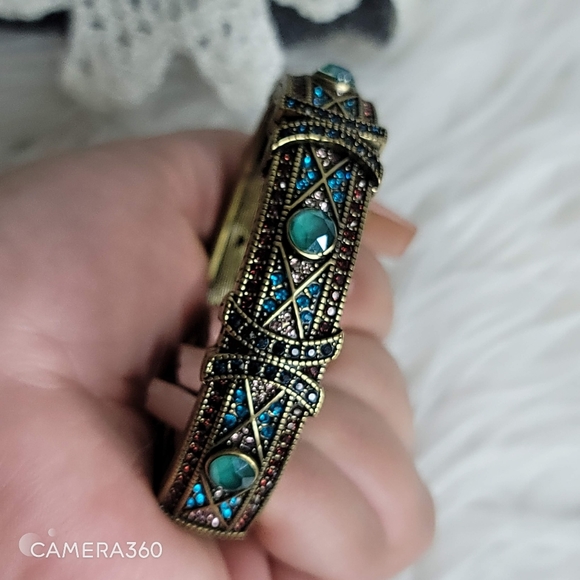 Tapered "X" Crystal Bangle Bracelet Heidi Daus - Picture 3 of 9